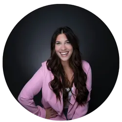 Lexie Ahmetagic headshot